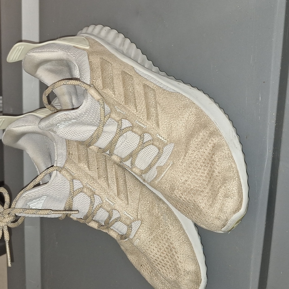 Size 9.5 - adidas Alphabounce CR Raw Gold
